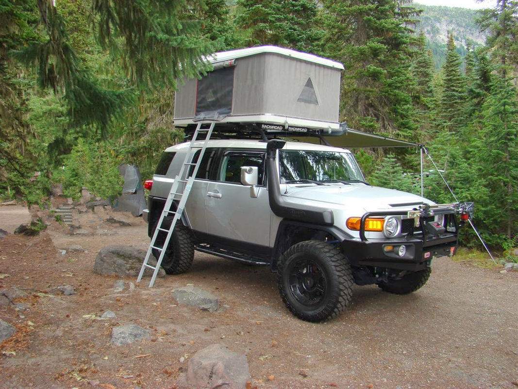 Pop Up Auto Hard Shell Truck Tent Air Permeable For Travel Hiking Camping