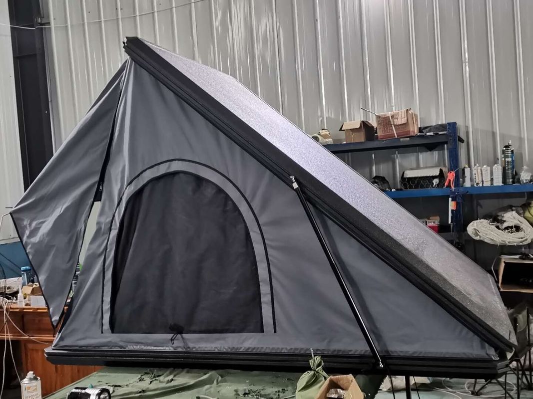 Double Layers Hard Shell Triangle Off Road Roof Tent For Campers